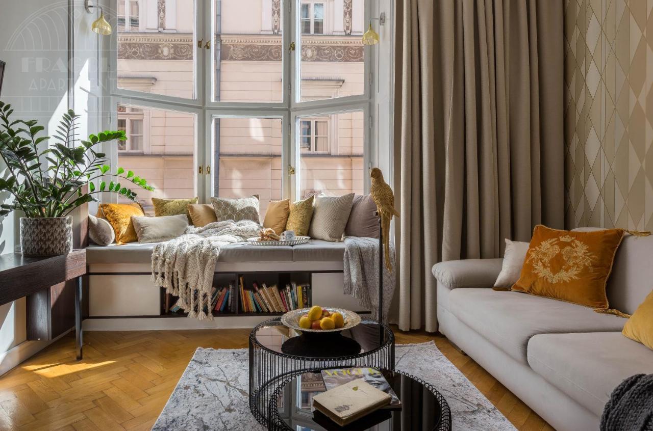 Feniks Fragola Apartments Main Square 크라쿠프 외부 사진